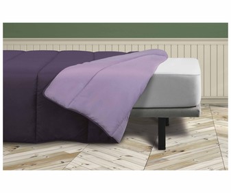 Relleno nódico de fibra reciclada bicolor revesible para cama de 150cm, 300g/m², SAVEL, color morado/lila.