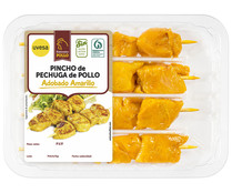 Pincho moruno de pechuga de pollo con adobo amarillo UVESA 320 g,