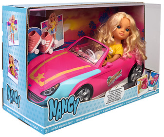 Un día en california, incluye muñeca, patines y coche color rosa NANCY. Un día en california, incluye muñeca, patines y coche color rosa NANCY.