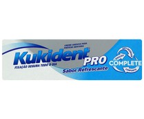 Crema adhesiva para prótesis dental, con sabor refrescante KUKIDENT Pro 47 g.