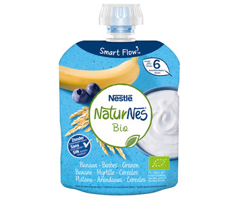 Bolsita de yogur, fruta (plátano y arádanos) y cereales, a patir de 6 meses NESTLÉ Naturnes bio 90 g. Bolsita de yogur, fruta (plátano y arádanos) y cereales, a patir de 6 meses NESTLÉ Naturnes bio 90 g.
