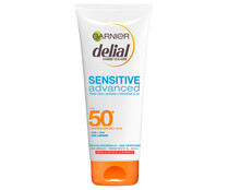 Leche solar protectora, resistente al agua y con FPS 50+ (muy alto) DELIAL Sensitive advanced 200 ml.
